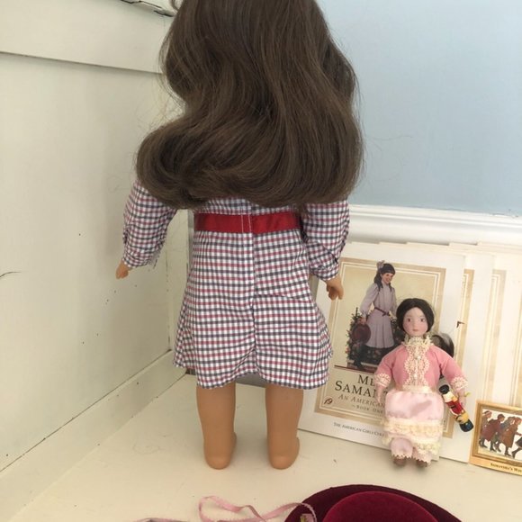 American Girl Samantha (Retired) With Doll + Books - Picture 4 of 9